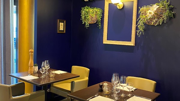 Restaurant Les Trois Petits à Boulogne-Billancourt, France