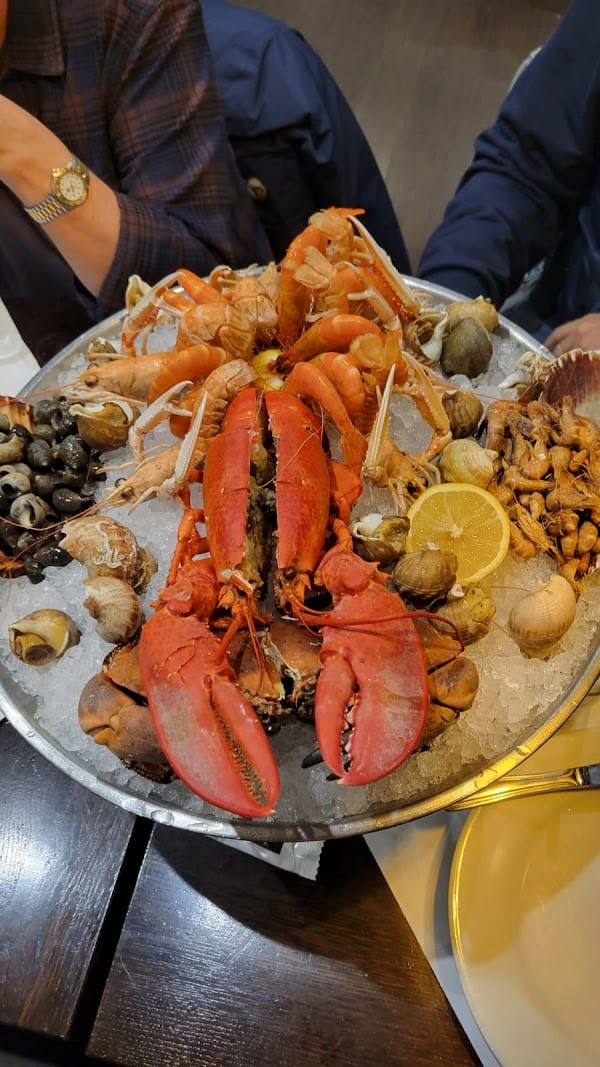 L’Escale SGDB – Restaurant de Fruits de Mer à Sainte-Geneviève-des-Bois, France