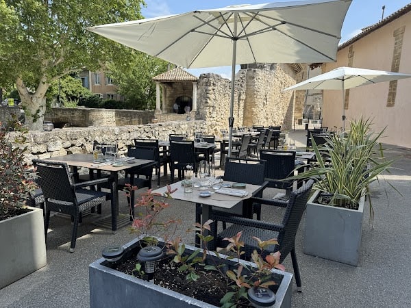 Restaurant L’Estevão à Pernes-les-Fontaines, France