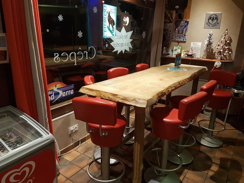 Restaurant L’Eterlou Branché à La Morte, France