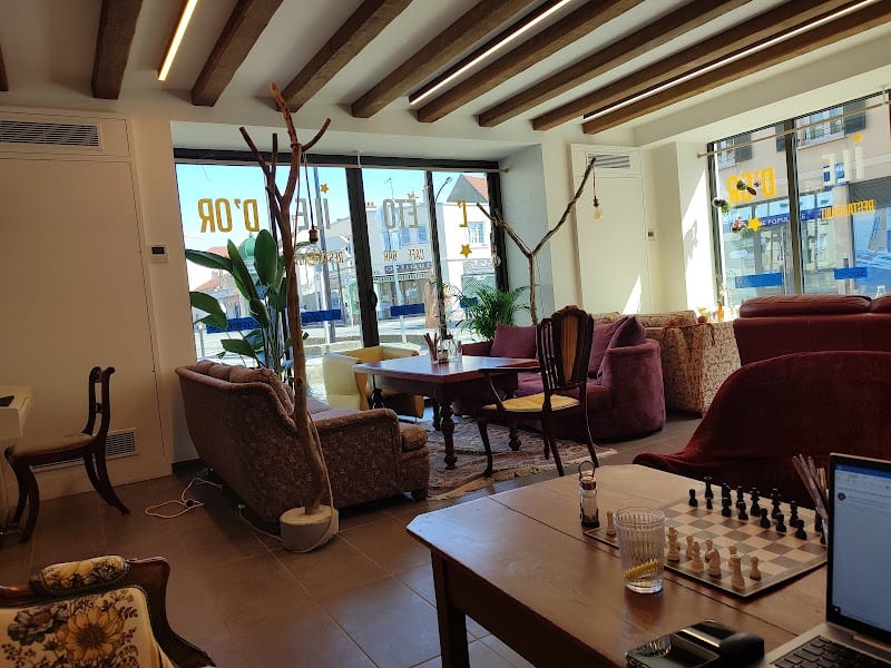 Restaurant L’étoile d’or à Trappes, France