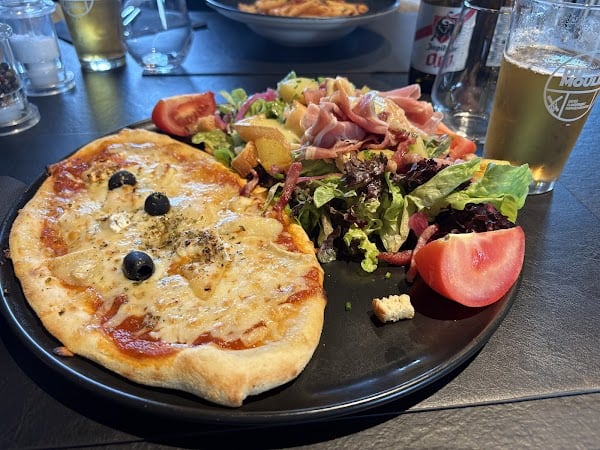 L’Etude – Restaurant avec Terrasse et vue sur le port à Dunkerque, France