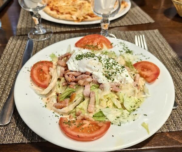 Restaurant L’express à Orly, France