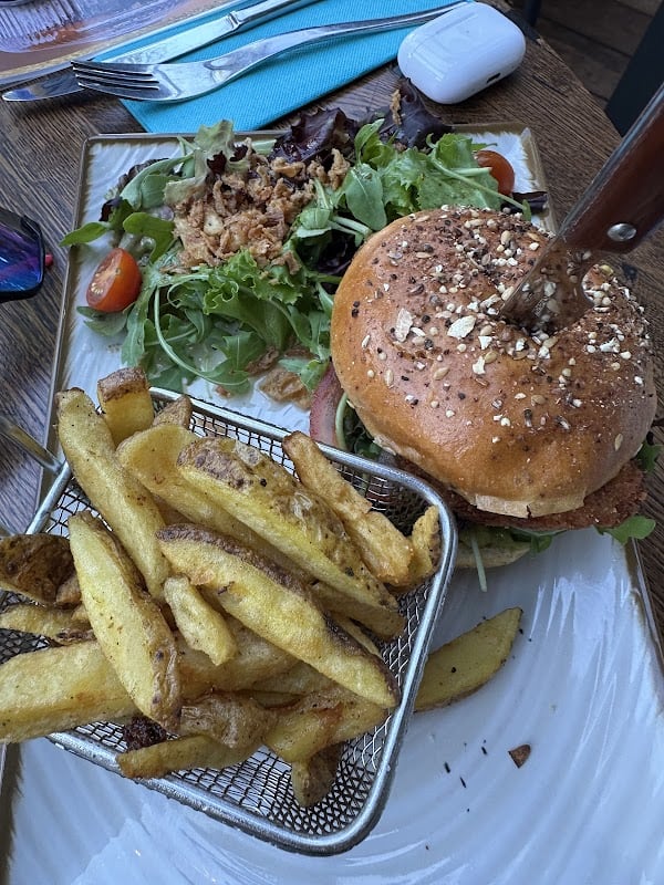 Restaurant l’Hirondelle à Beaulieu-sur-Mer, France