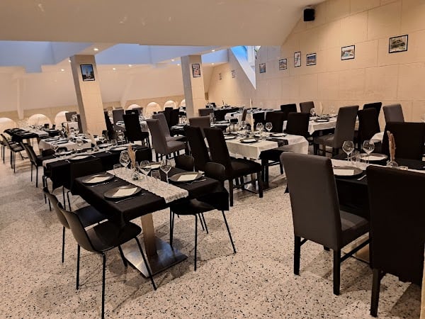 Restaurant Liban sur Seine à Bennecourt, France