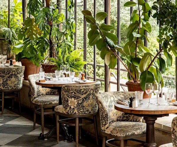 Restaurant L’île à Issy-les-Moulineaux, France