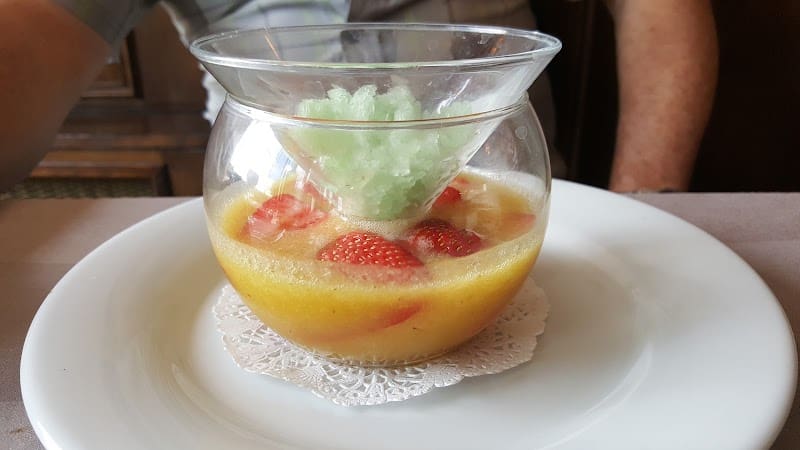 Restaurant L’Imprévu à Conflans-Sainte-Honorine, France