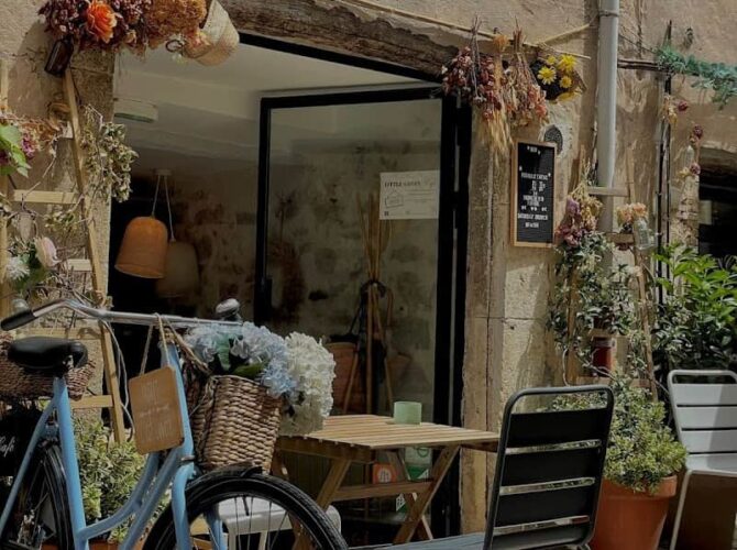 Restaurant Little Green Café Valbonne à Valbonne, France