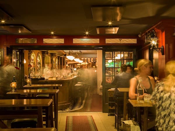 Restaurant Little London / Bar & Grill à München (Munich), Allemagne