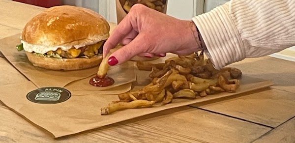 Restaurant Local burger à Briançon, France