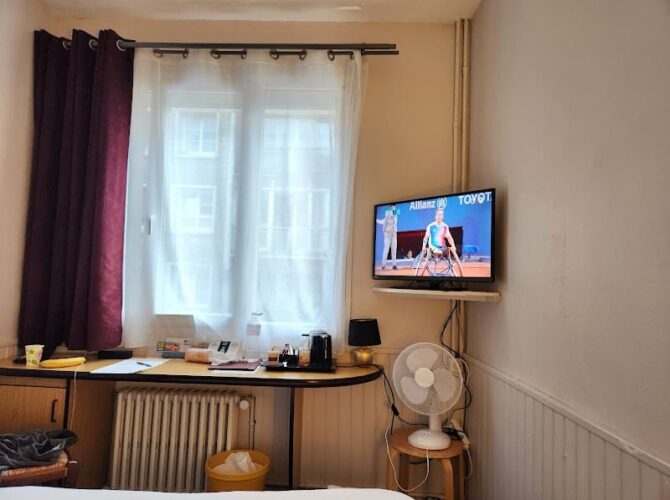 Restaurant Logis Hôtel la Coupe d’Or à Lisieux, France