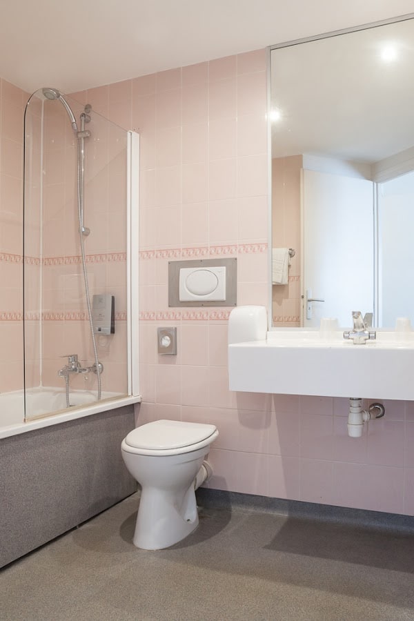 Restaurant Logis Hôtel l’Escargotière à Chenôve, France