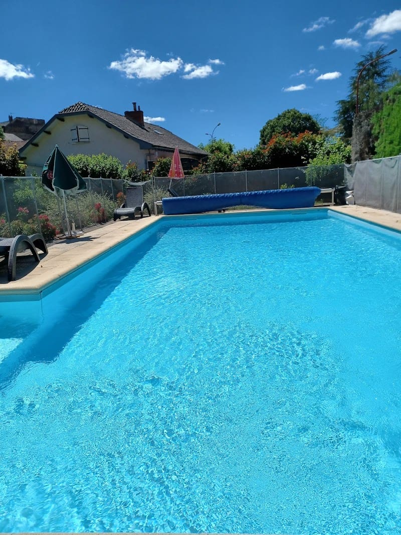 Logis Hôtel Restaurant les Carillons à Cransac, France