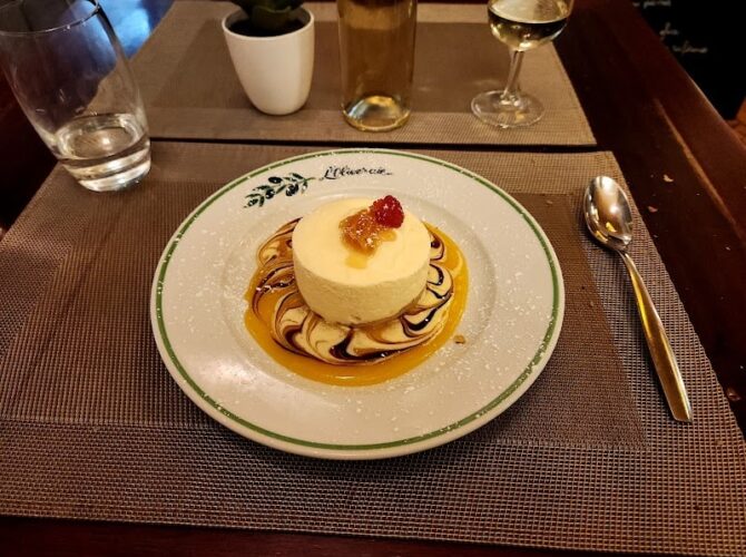 Restaurant L’Oliveraie à Marseille, France