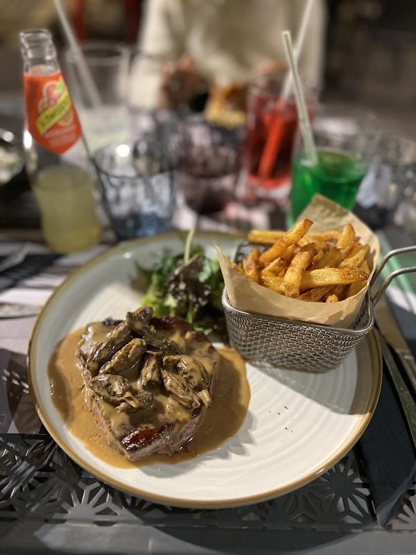 L’Olivier restaurant à Salon-de-Provence, France