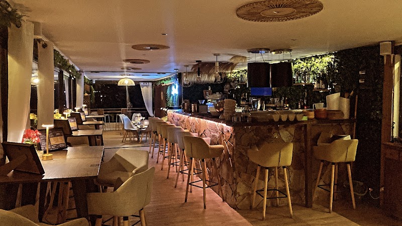 Restaurant L’Ora Porto – Crêperie – Bar Lounge à Ota, France