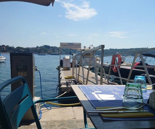 Restaurant LOU BANTRY à Villefranche-sur-Mer, France