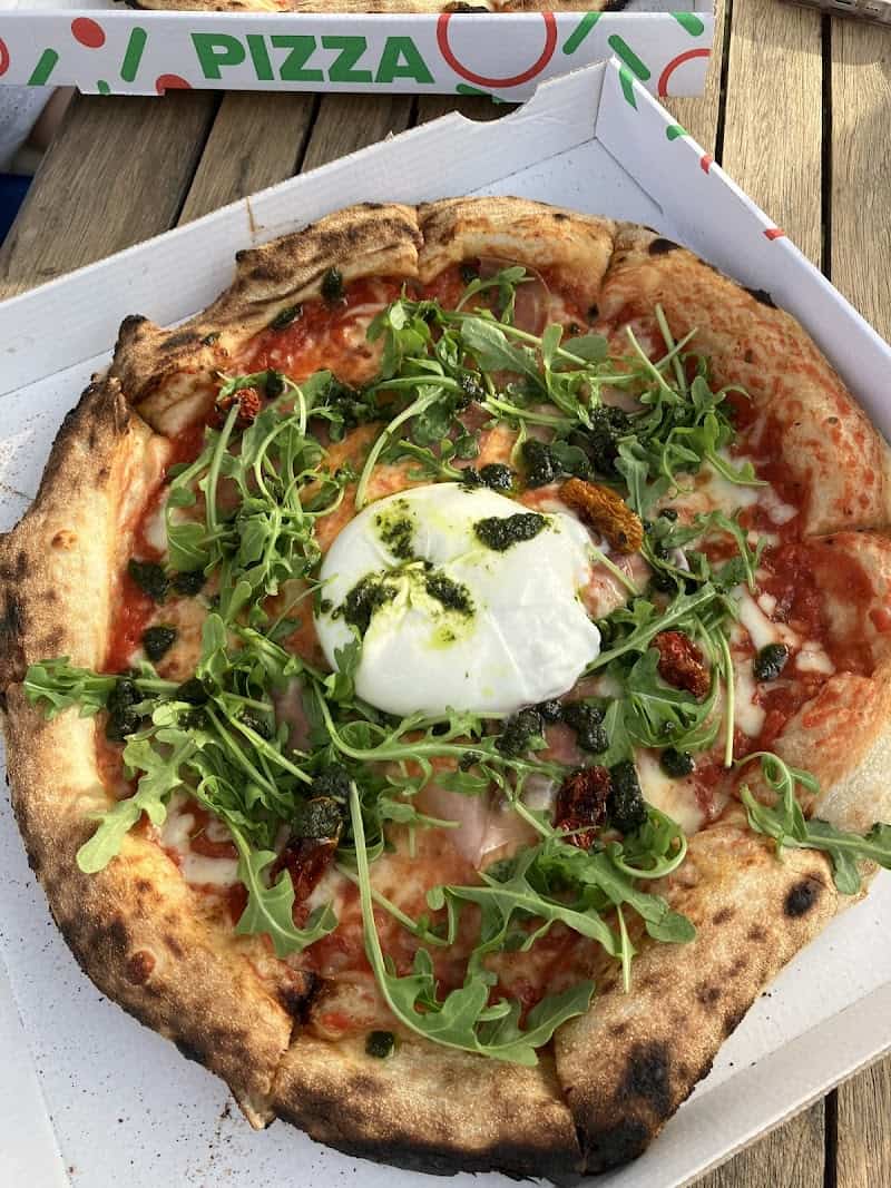 Restaurant Loundo pizza à La Londe-les-Maures, France