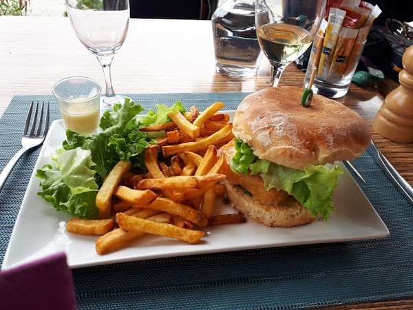 Restaurant L’Rateli à La Côte-d'Arbroz, France
