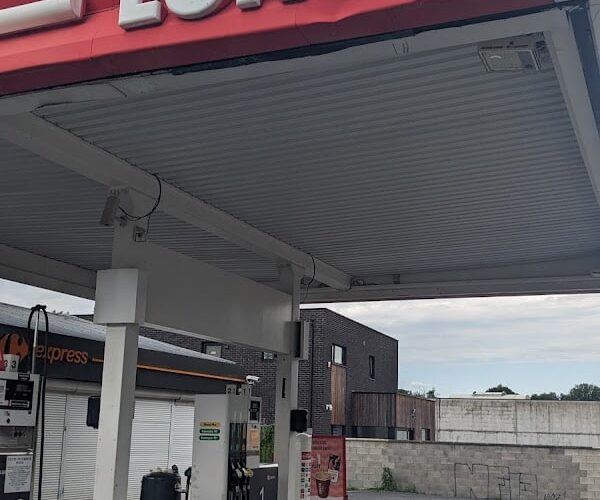 Restaurant LUKOIL Couvin CARREFOUR DELIWAY à Couvin, Belgique