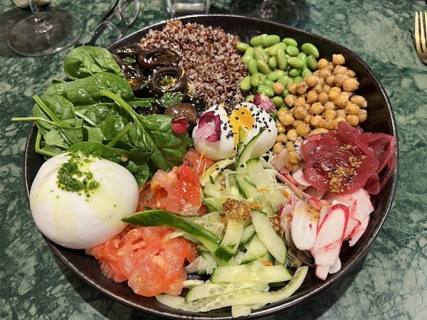 Restaurant Lundi au soleil à Annecy, France