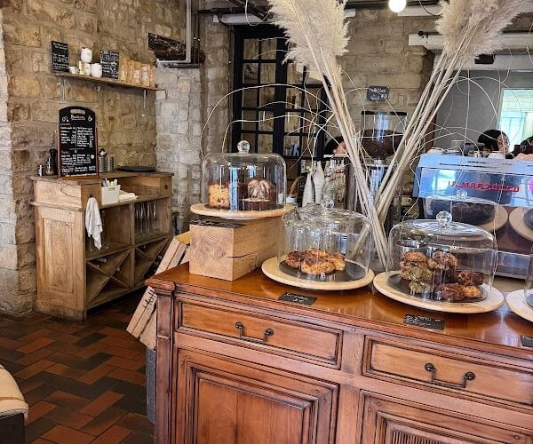 Restaurant Luwei Brunch Café à Fontainebleau, France