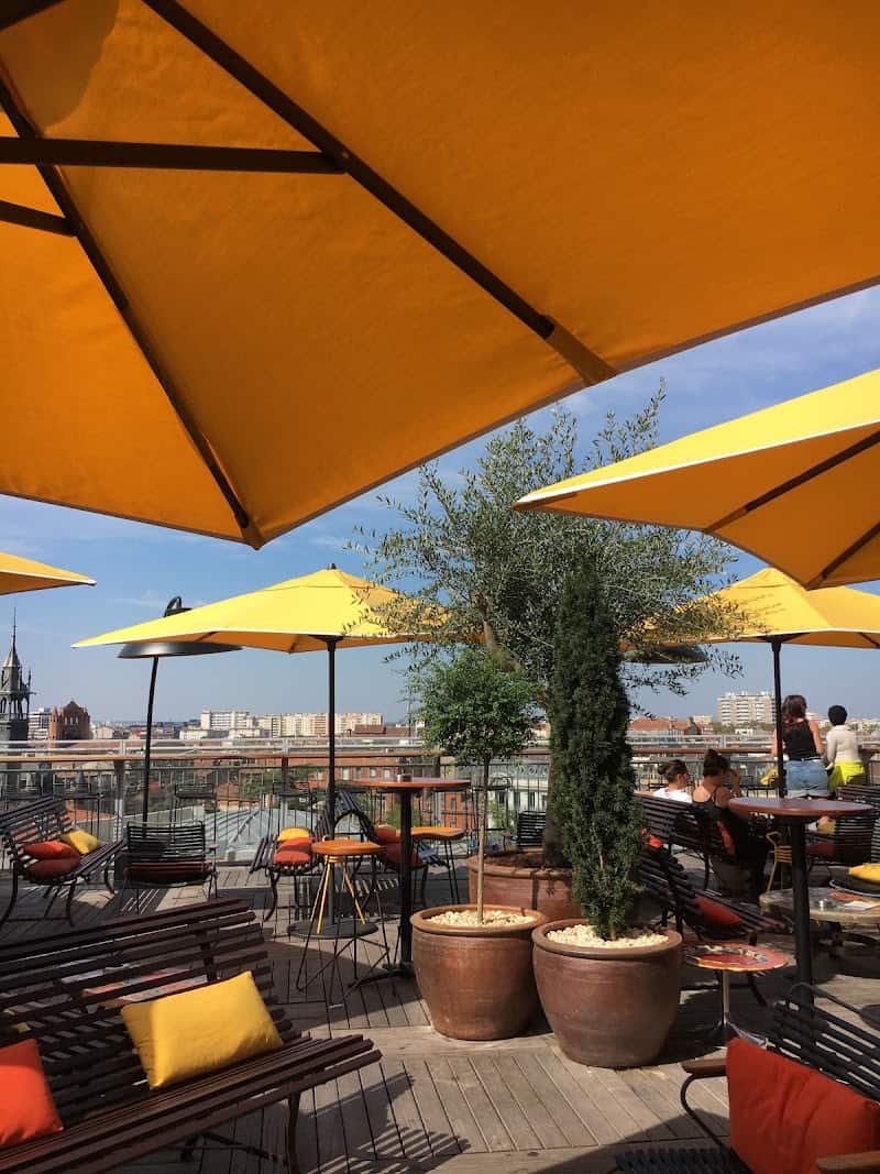 Restaurant Ma Biche sur Le Toit à Toulouse, France