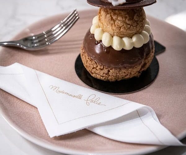 Restaurant Mademoiselle Folie, Salon de Thé & Cocktails à Chambéry, France