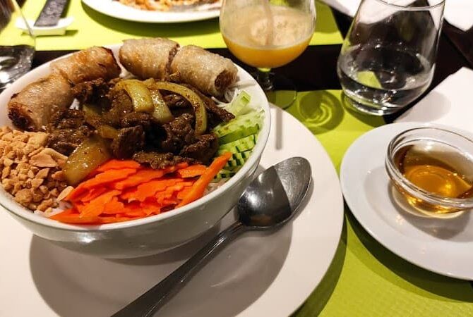 Restaurant Maï Thaï à Mantes-la-Jolie, France