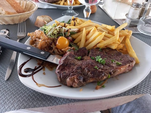 Restaurant Maillol Café à Saint-Cyprien, France