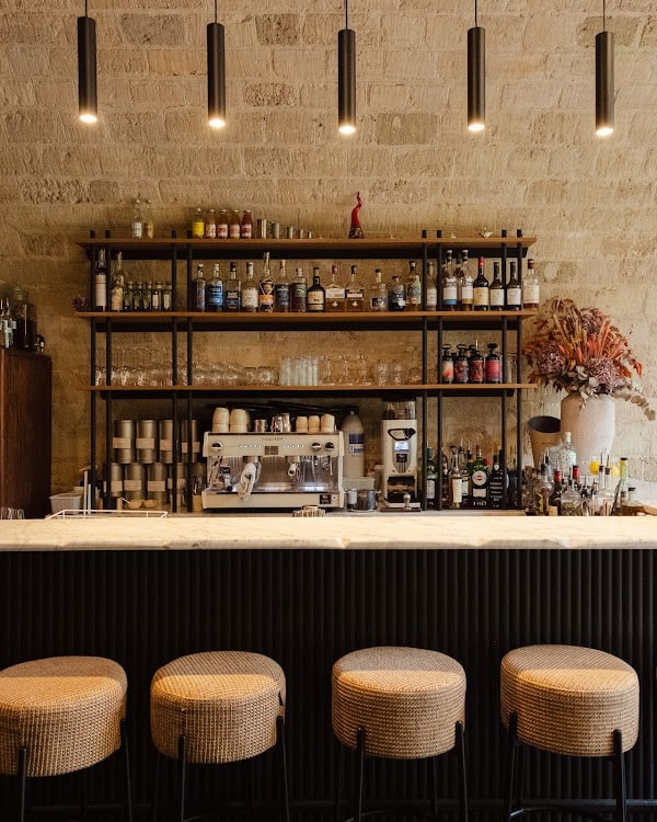 Restaurant Maison Avoise à Issy-les-Moulineaux, France