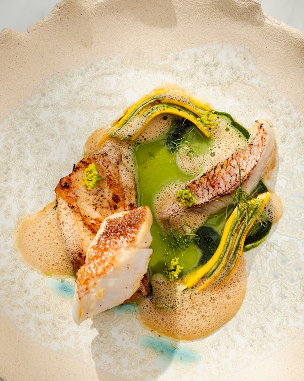 Restaurant Maison Avoise à Issy-les-Moulineaux, France