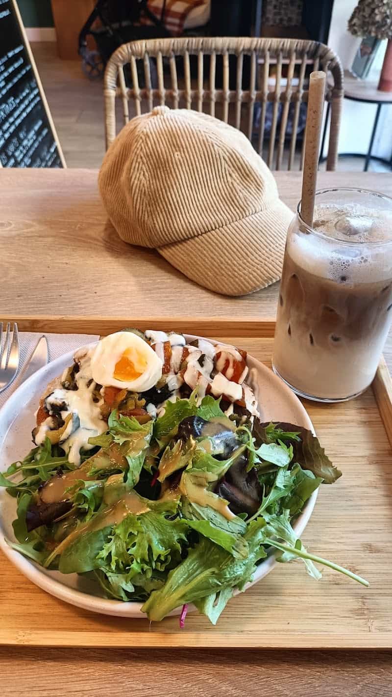 Restaurant Mamahé café à Cassis, France