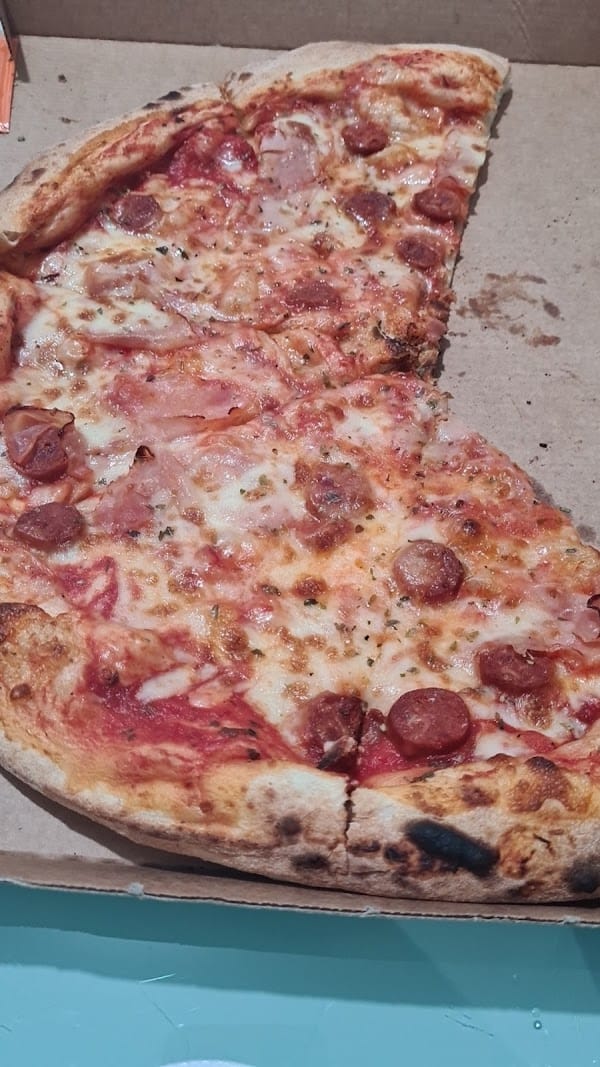 Restaurant Manna Pizza à Metz, France