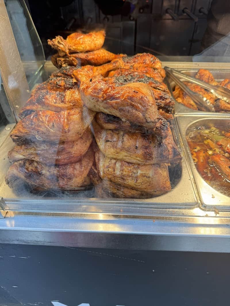 Restaurant MASTER POULET – Marché de Trappes à Trappes, France