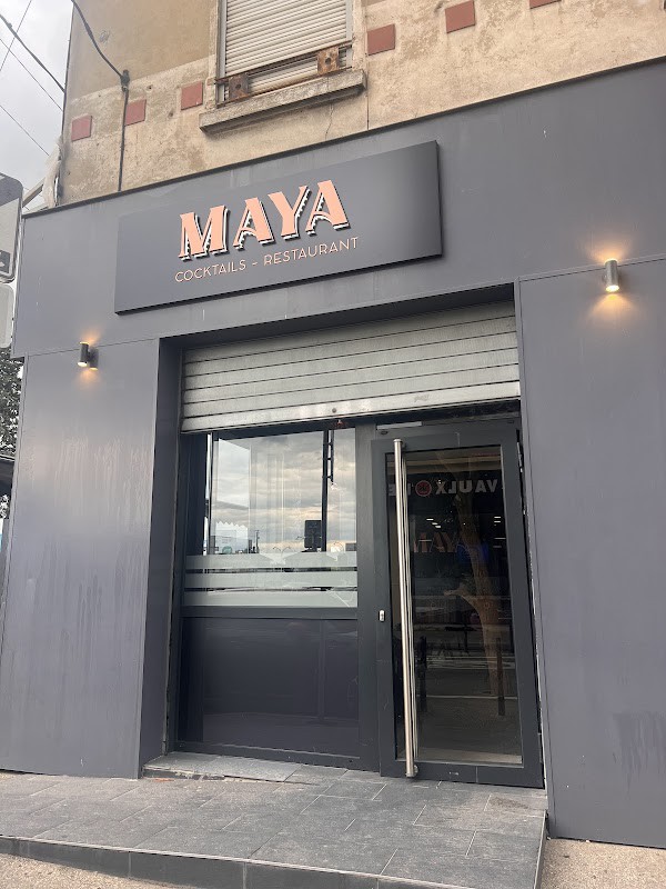 Maya Cocktails & Restaurant à Vaulx-en-Velin, France
