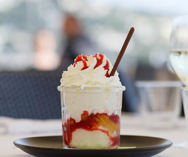 Restaurant Mayssa Beach à Villefranche-sur-Mer, France