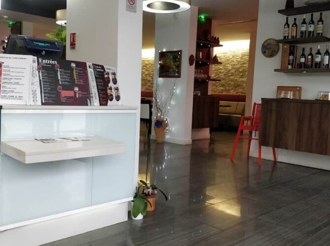 MAZATS – Restaurant Libanais à Vauréal, France