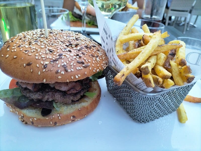 Restaurant MB2 à Draguignan, France