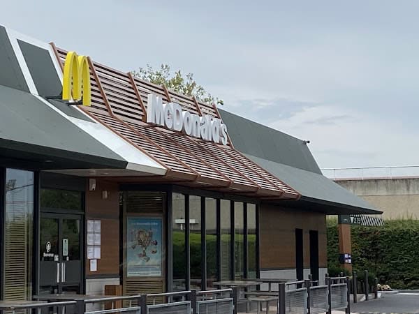 Restaurant McDonald’s Brétigny-sur-Orge à Brétigny-sur-Orge, France