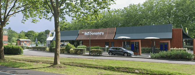 Restaurant McDonald’s à Trappes, France