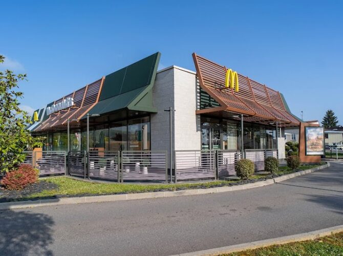Restaurant McDonald’s à Heillecourt, France