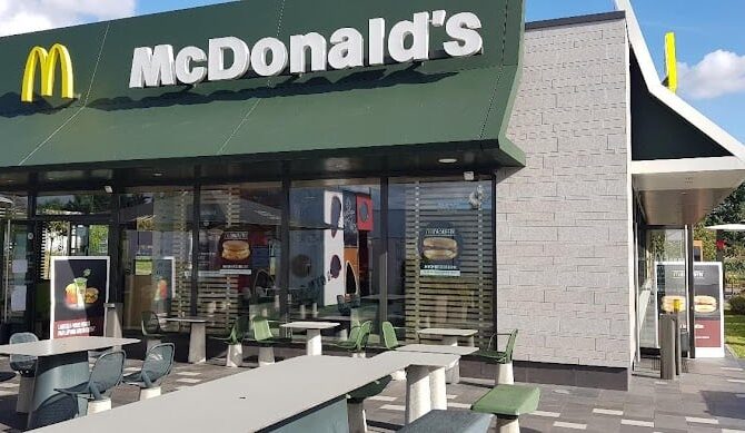 Restaurant McDonald’s à Castelsarrasin, France