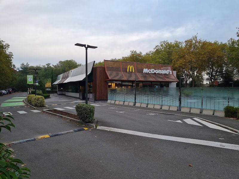 Restaurant McDonald’s à Trappes, France