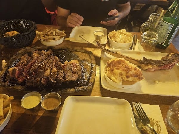 Restaurant Meat Grill à Vaulx-en-Velin, France