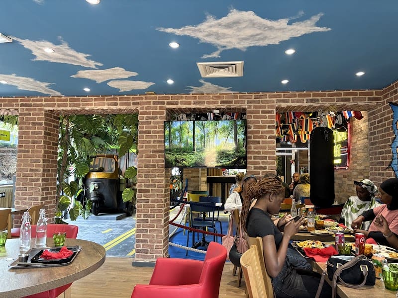 Restaurant Melting Pot Food Court à Corbeil-Essonnes, France