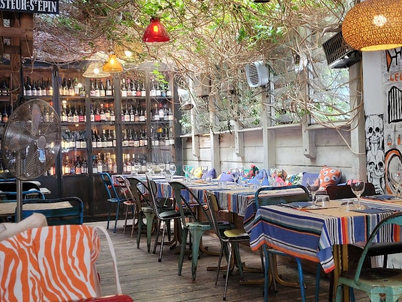 Restaurant Menje E Caille à Argelès-sur-Mer, France