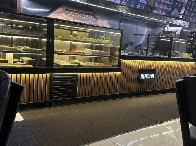 Restaurant Metropol à Corbeil-Essonnes, France