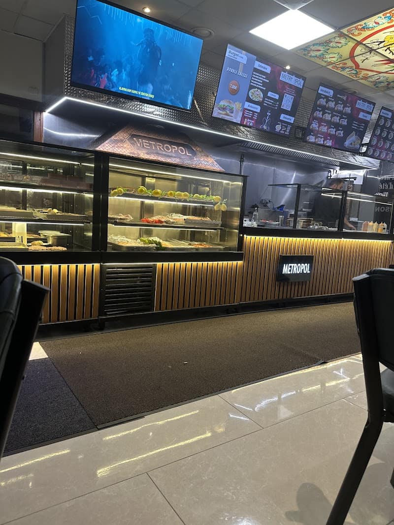 Restaurant Metropol à Corbeil-Essonnes, France