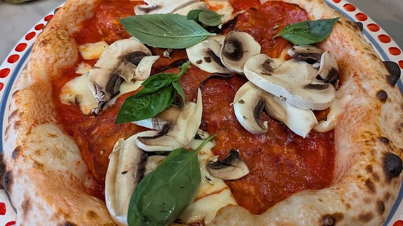 Restaurant Mia Nonna – Le Clan des Mamma, Pizzas & Cocktails – Nantes à Nantes, France